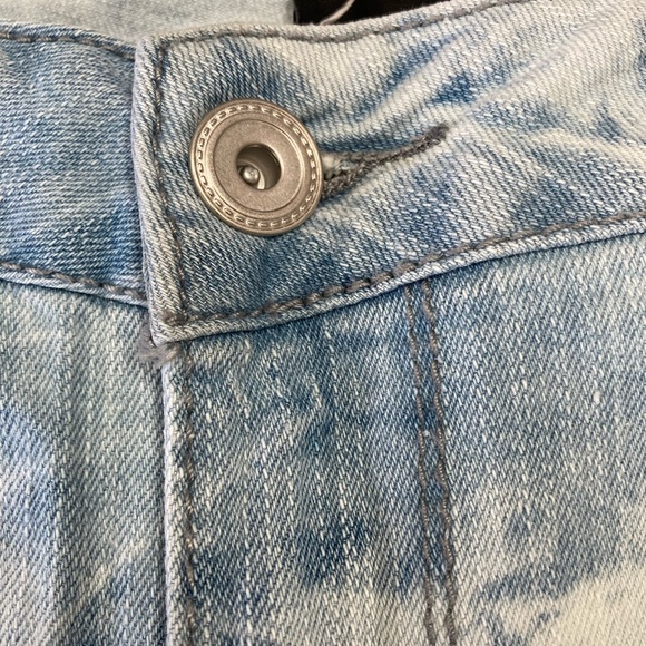 Lane Bryant Size 24 Acid Wash Jean Capris - Inseam 20 inches - Picture 5 of 9